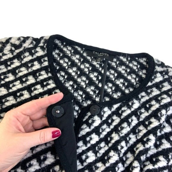Talbots Chunky Knit Sweater Jacket in Black and White ArrowKnit Lonngline Topper - Picture 5 of 7